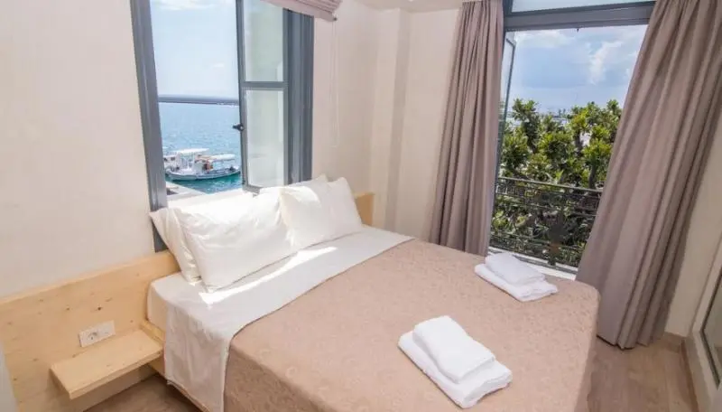 اتاق لوکس با چشم‌انداز دریا, Panellinion Luxury Rooms