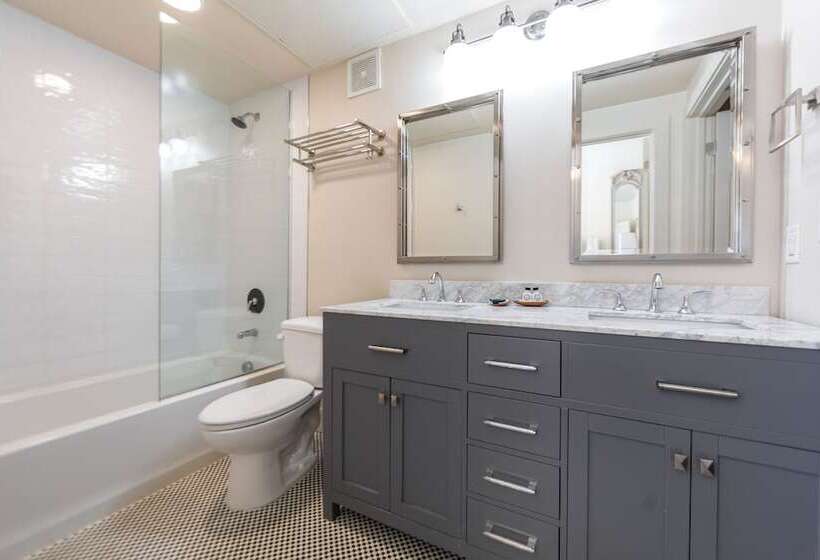 デラックススイート, The Bishop Arts Hotel By Qresorts