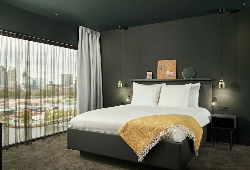 Junior Suite, Van Der Valk Hotel Amsterdam   Amstel