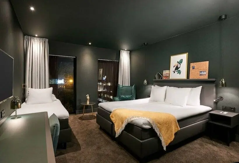 اتاق راحتی سه تخته, Van Der Valk Hotel Amsterdam   Amstel