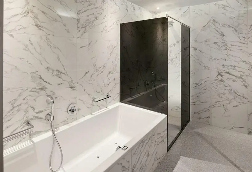 سوئیت پنت هاوس, Van Der Valk Hotel Amsterdam   Amstel
