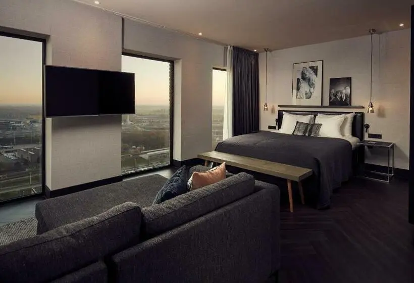 سوئیت پنت هاوس, Van Der Valk Hotel Amsterdam   Amstel