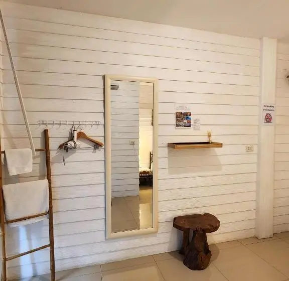 Standard Yhden Hengen Huone, Back Home Backpackers