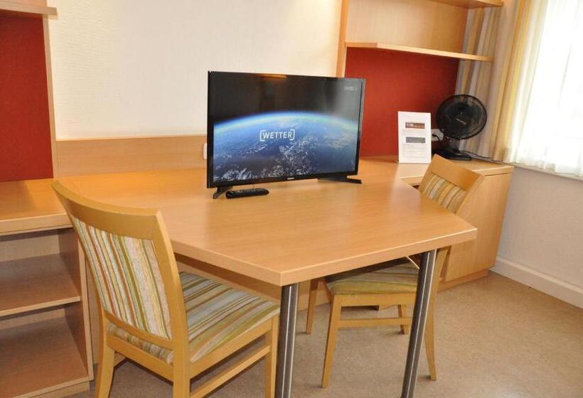 غرفة إقتصادية فردية, Kolpinghaus Linz