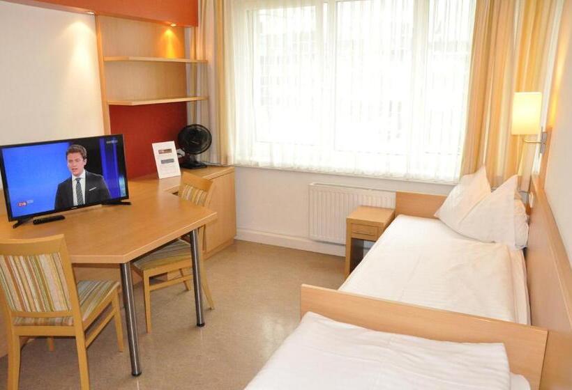 غرفة إقتصادية, Kolpinghaus Linz