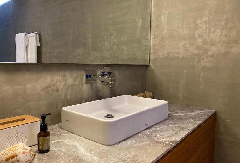 스탠다드 룸 산 전망, Dewa Hostel
