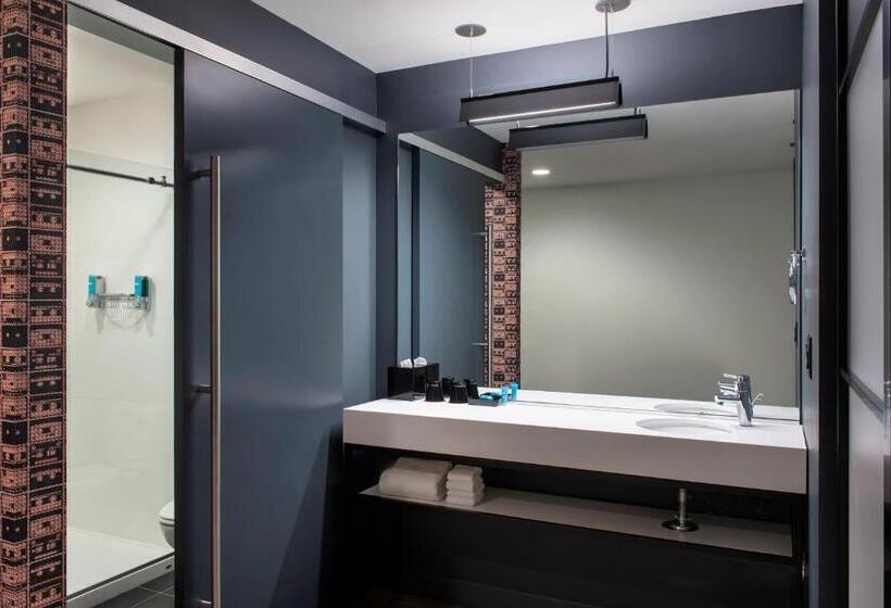 غرفة قياسية سرير كينج, Aloft Buffalo Downtown