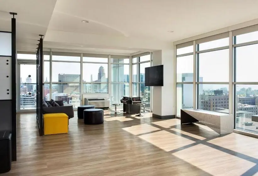 سوئیت با تخت بزرگ, Aloft Buffalo Downtown