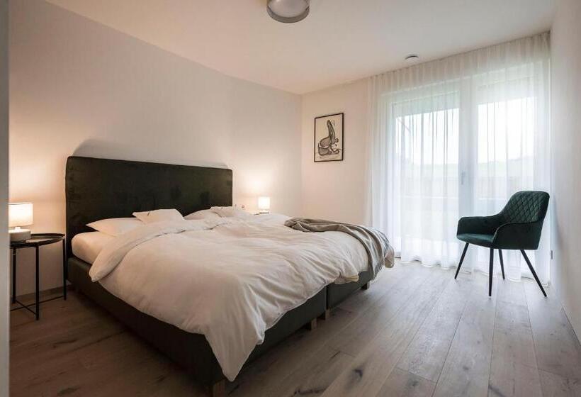 Апартаменты 1 Спальня, Astor Apartments