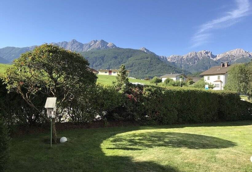 Апартаменты 1 Спальня, Astor Apartments