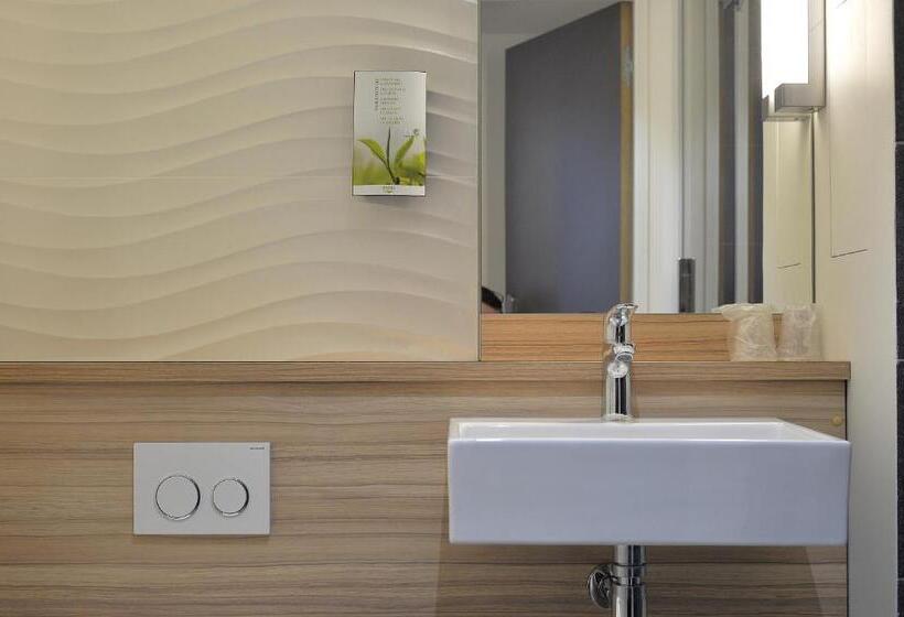 اتاق استاندارد, Campanile Paris Clichy Centre