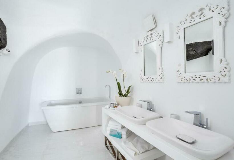 Вилла 3 Спальни, Canaves Oia Suites   Small Luxury Hotels Of The World