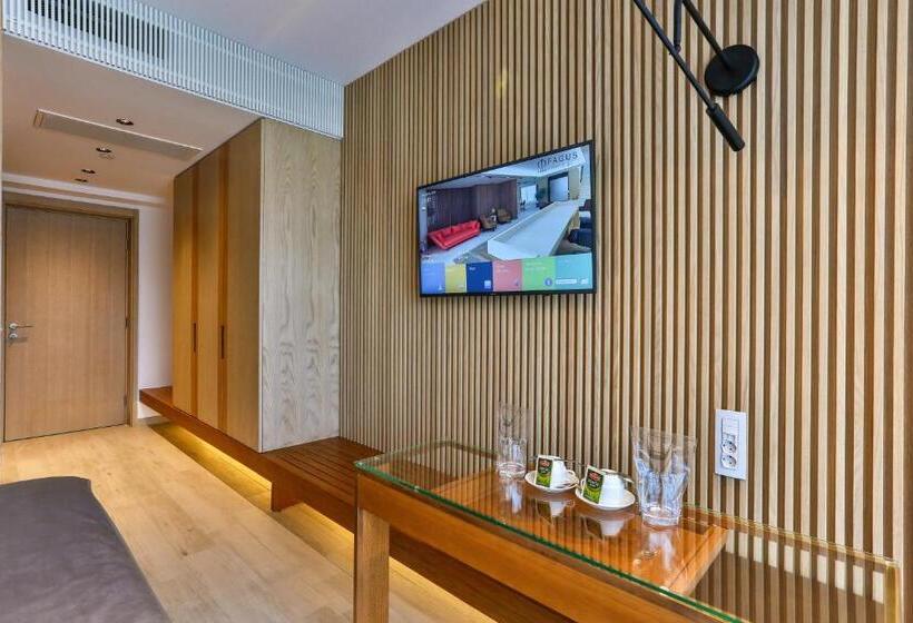 اتاق استاندارد با بالکن, Fagus By Aycon