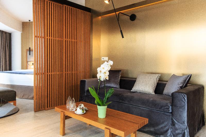 سوییت سوپریور, Fagus By Aycon