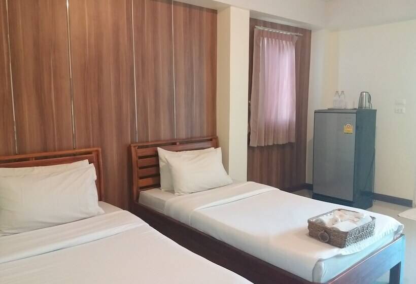 스탠다드 룸, Grand Lopburi