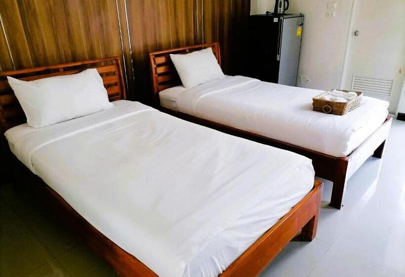 스탠다드 룸, Grand Lopburi