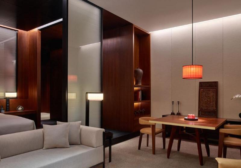 디럭스 스위트, Lohkah Hotel & Spa Free Welcome Fruit Plate