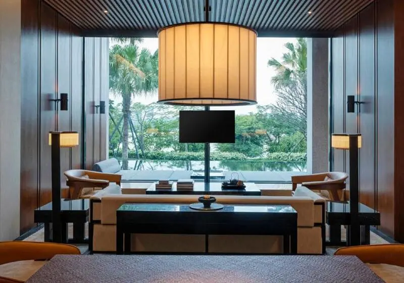 スイート, Lohkah Hotel & Spa Free Welcome Fruit Plate