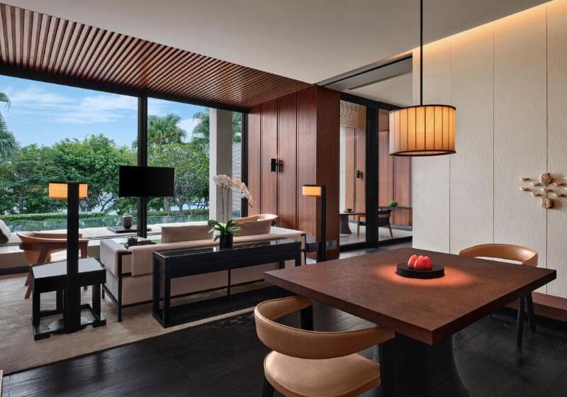 스위트, Lohkah Hotel & Spa Free Welcome Fruit Plate