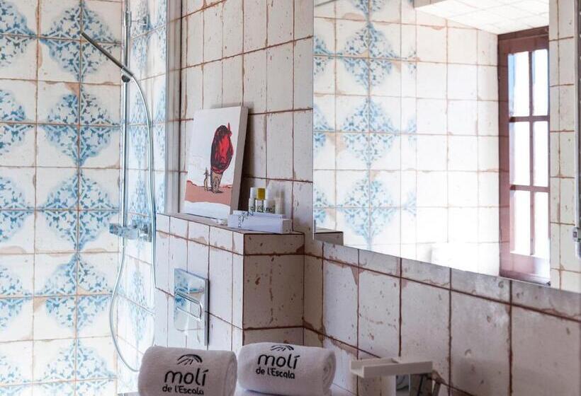 スーペリアールーム, Moli De L Escala
