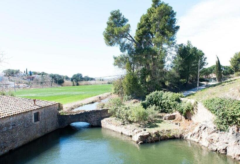 جناح جونيور, Moli De L Escala