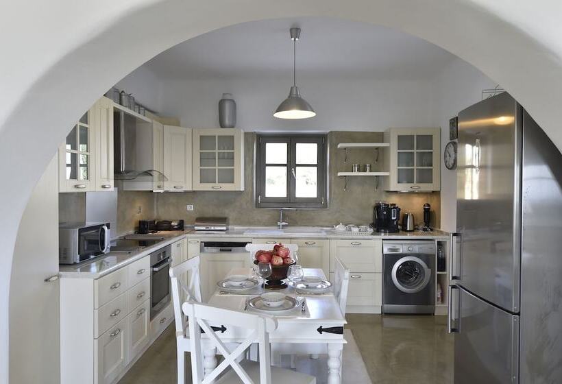 جناح رئاسى, Naoussa Hills Boutique Resort  Adults Only