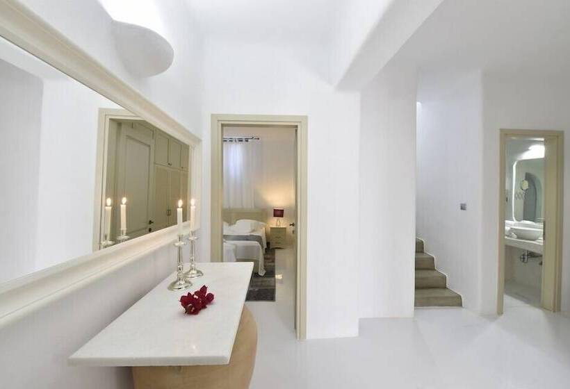 فيلا 3 غرف نوم مزودة بحمام سباحة, Naoussa Hills Boutique Resort  Adults Only