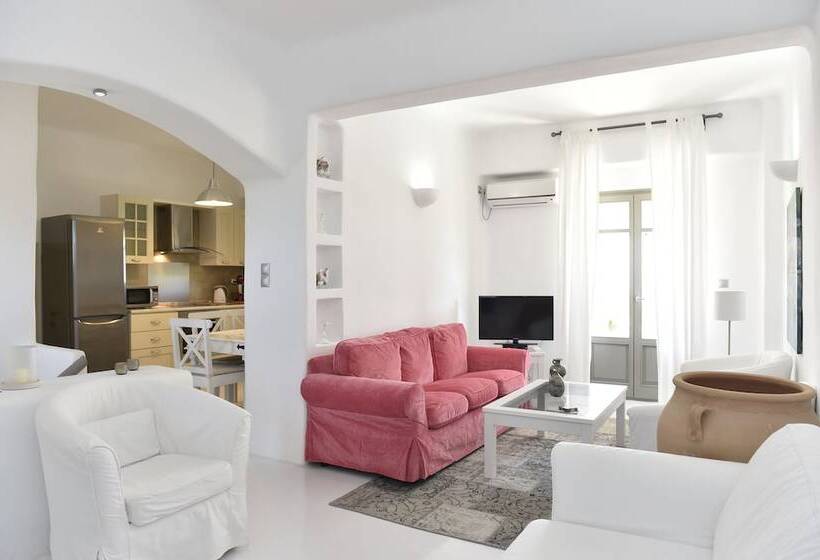 فيلا 3 غرف نوم مزودة بحمام سباحة, Naoussa Hills Boutique Resort  Adults Only