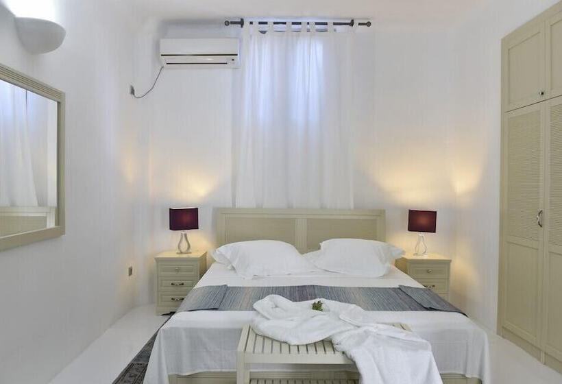 فيلا 3 غرف نوم مزودة بحمام سباحة, Naoussa Hills Boutique Resort  Adults Only