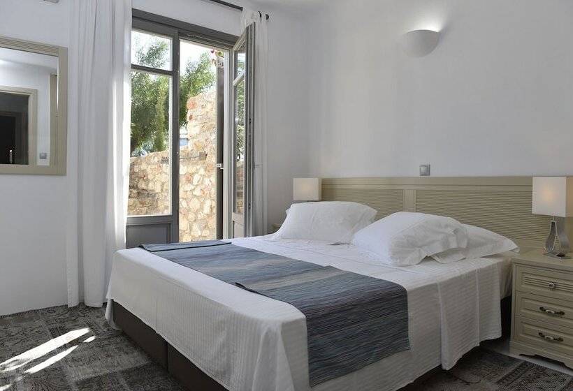 فيلا 3 غرف نوم مزودة بحمام سباحة, Naoussa Hills Boutique Resort  Adults Only