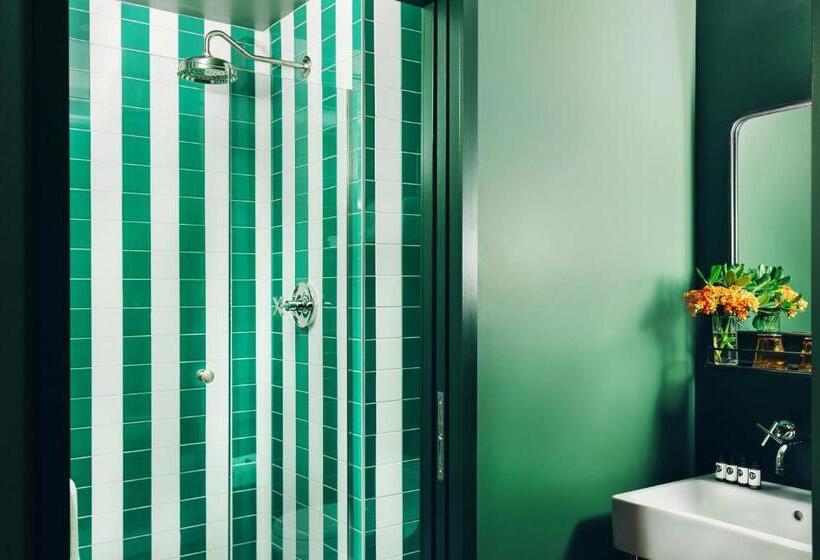 اتاق استاندارد با تخت بزرگ برای معلولان, Palihotel Seattle