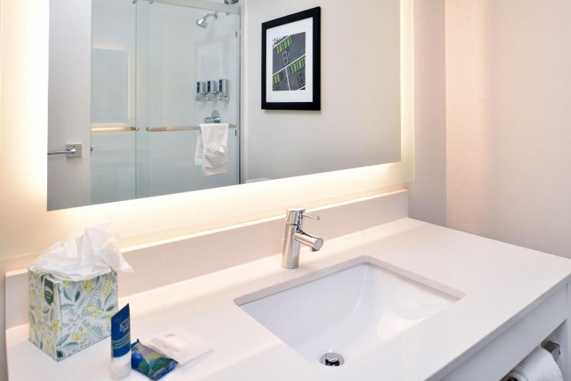 اتاق استاندارد با تخت‌های تاشو, Palihotel Seattle