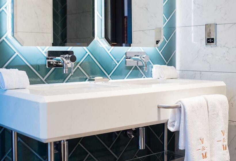 Standard Studio, Vintry & Mercer Hotel Small Luxury Hotels Of The World