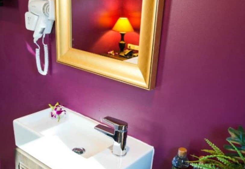 اتاق استاندارد, Violet Tower At Khaosan Palace