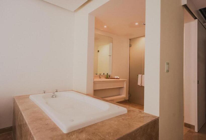 プレミアムスイート, Antera Hotel & Residences