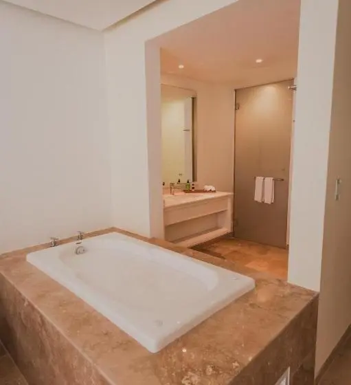 سوئیت پریمیوم, Antera Hotel & Residences