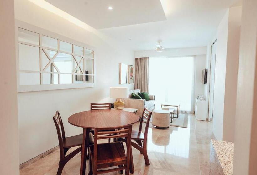 جناح, Antera Hotel & Residences