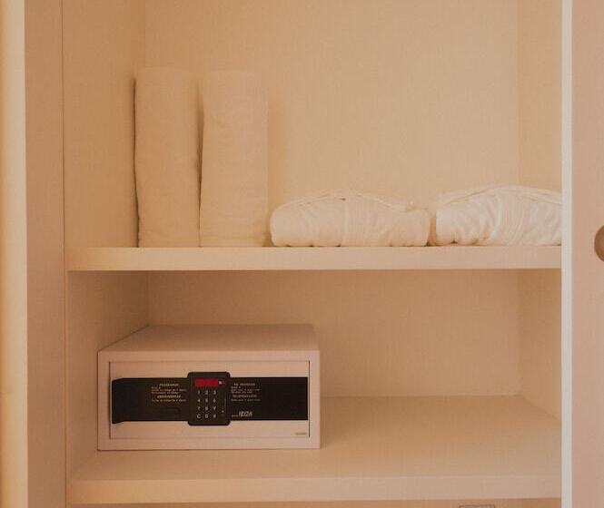 شقة غرفة واحدة, Antera Hotel & Residences