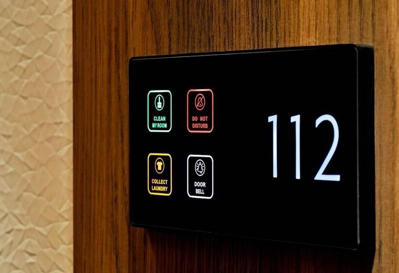 سوییت اجرایی, Courtyard By Marriott Dubai, Al Barsha