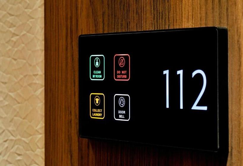 اتاق استاندارد, Courtyard By Marriott Dubai, Al Barsha