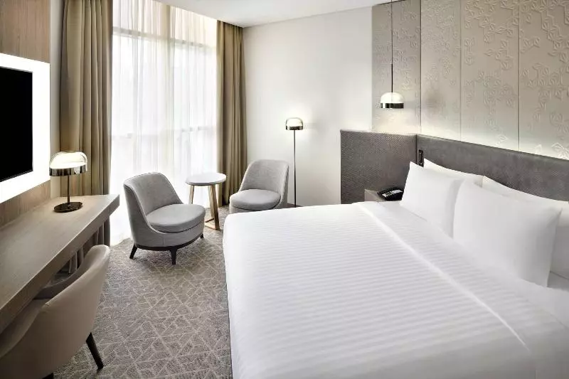 اتاق استاندارد با تخت بزرگ, Courtyard By Marriott Dubai, Al Barsha