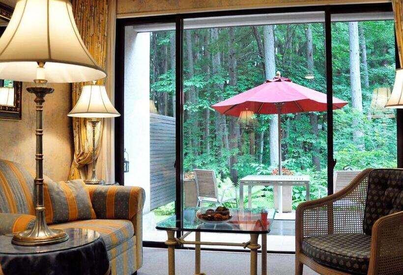 디럭스 자쿠지룸, La Neige By Hhg