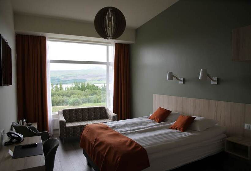 اتاق سوپریور, Hallormsstadur