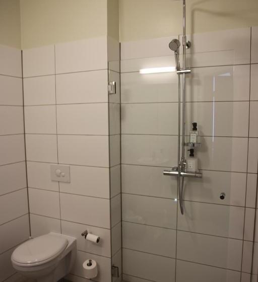 اتاق سوپریور, Hallormsstadur