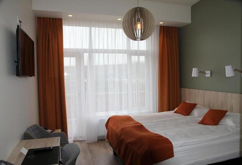 اتاق استاندارد با چشم‌انداز دریاچه, Hallormsstadur