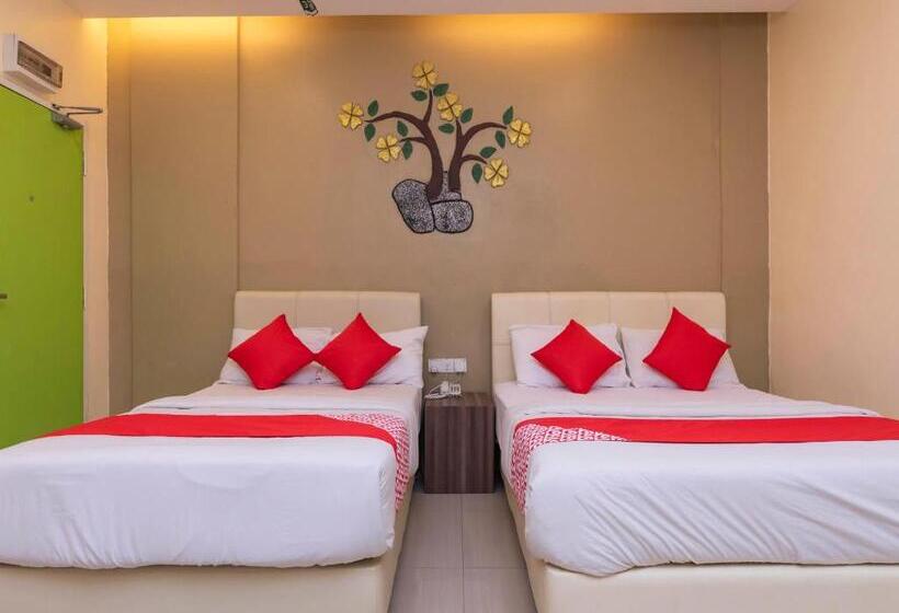 سوییت خانوادگی, I Leaf Boutique