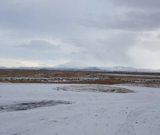 اتاق استاندارد, Land