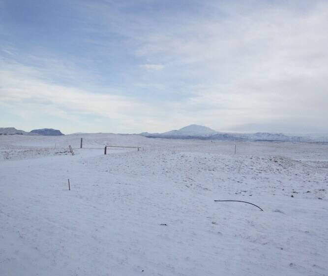 اتاق سوپریور, Land