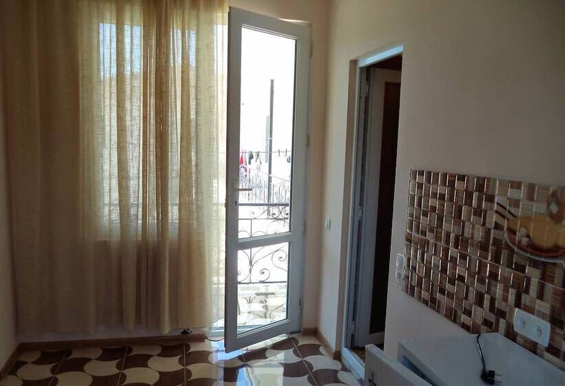 آپارتمان کلاسیک 1 خوابه, Live Inn Ureki