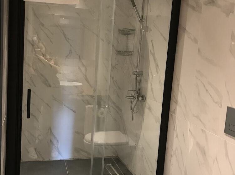 اتاق سوپریور با چشمانداز, Meydan Besiktas